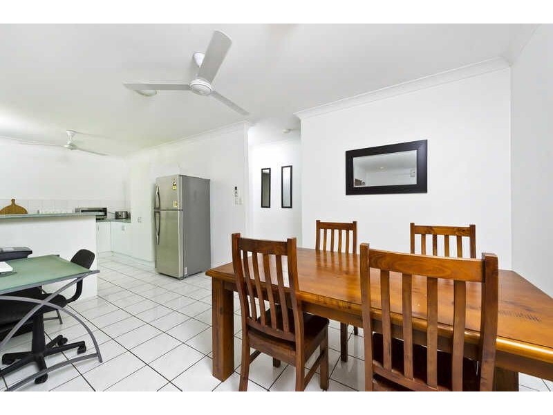 23 Dodd Court, Mooroobool QLD 4870