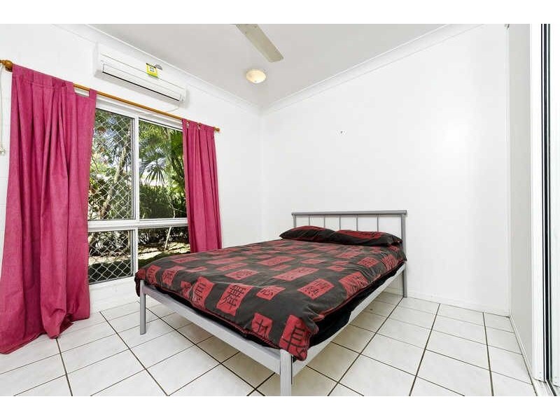 23 Dodd Court, Mooroobool QLD 4870