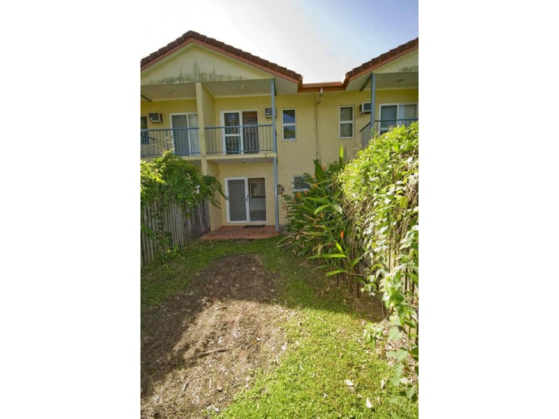 6/2-5 Marella Close, Manoora QLD 4870