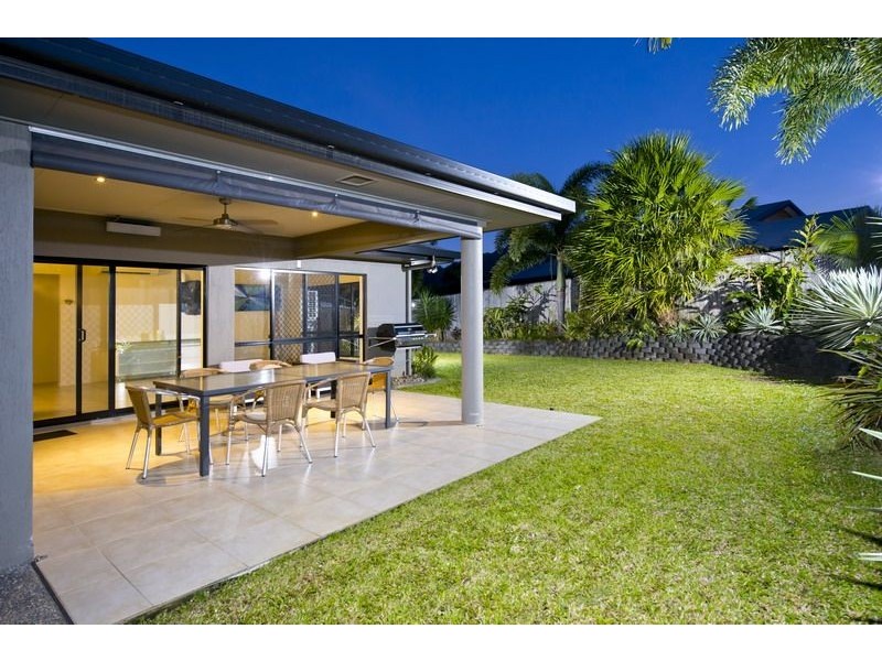 10 Hodkinson Street, Redlynch QLD 4870