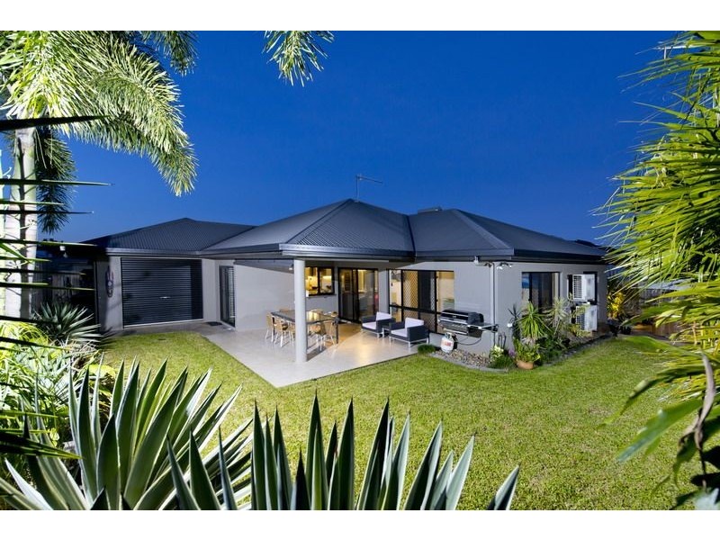 10 Hodkinson Street, Redlynch QLD 4870