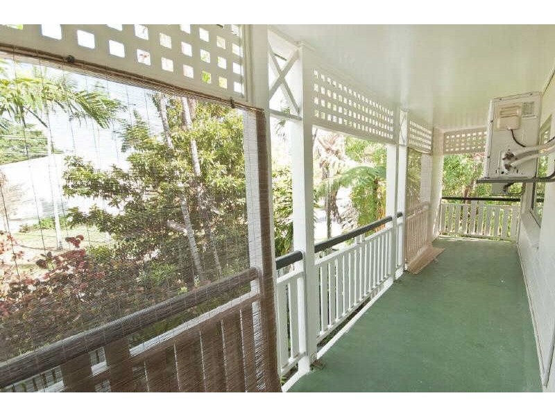 5/122 Greenslopes Street, Edge Hill QLD 4870