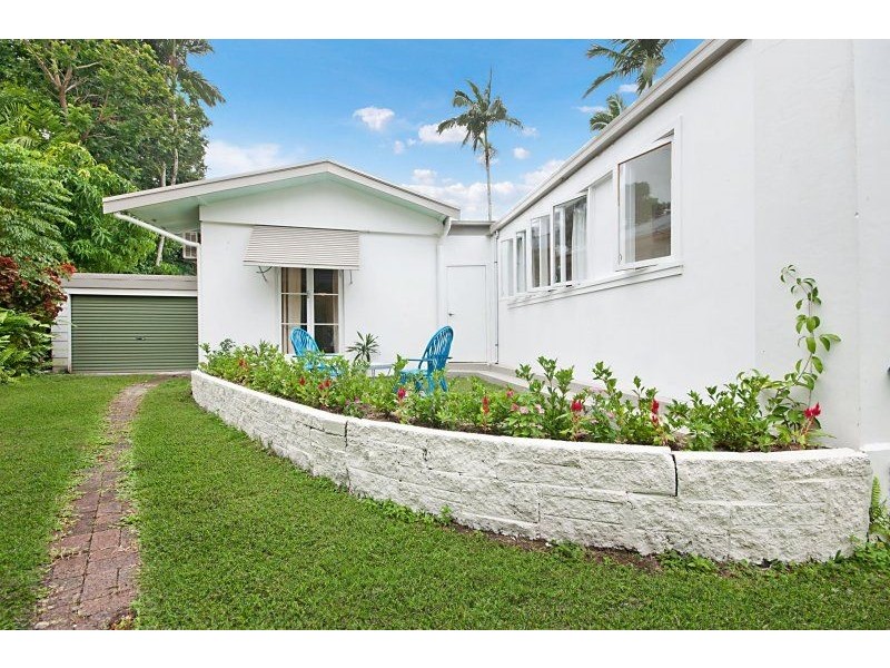 7 Fulton Close, Whitfield QLD 4870