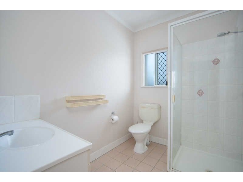 4/2 Grantala Street, Manoora QLD 4870