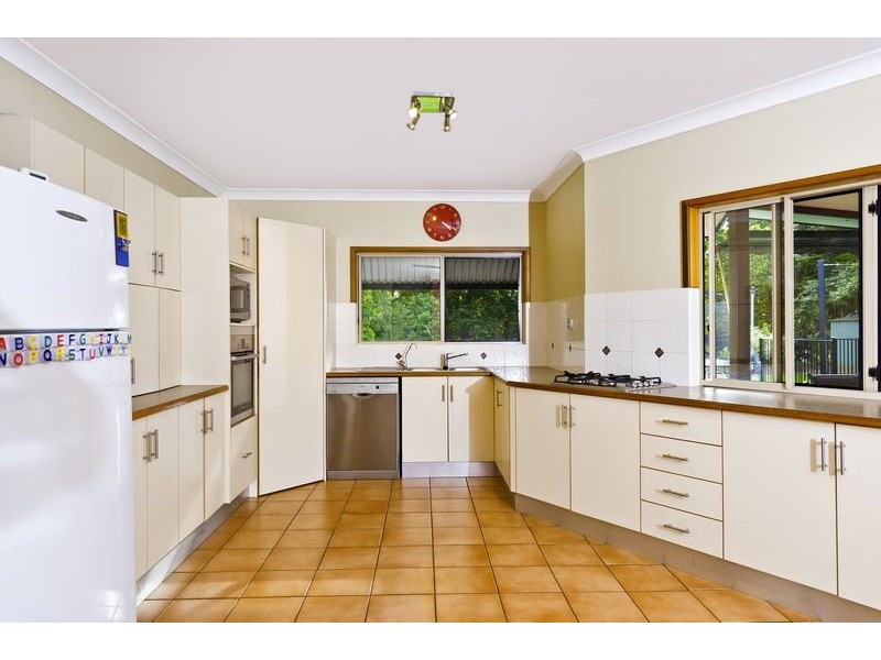 13 Thorpe Place, Bentley Park QLD 4869