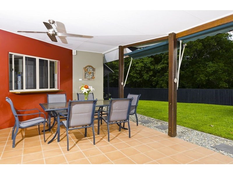 13 Thorpe Place, Bentley Park QLD 4869