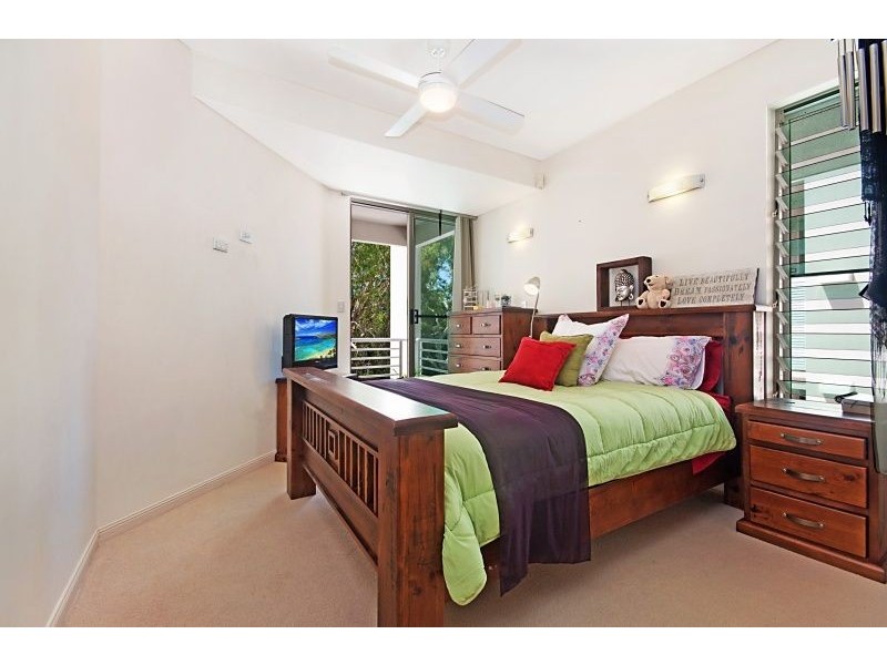 16/2 Deauville Close, Yorkeys Knob QLD 4878