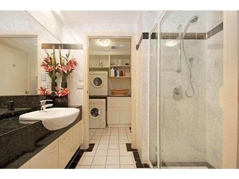 16/2 Deauville Close, Yorkeys Knob QLD 4878