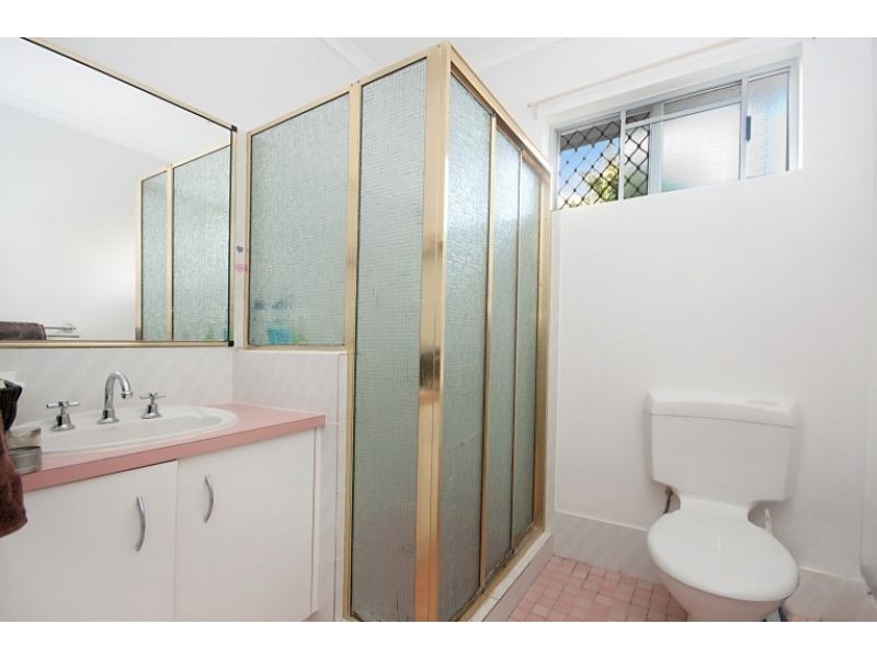 98 Irene Street, Mooroobool QLD 4870