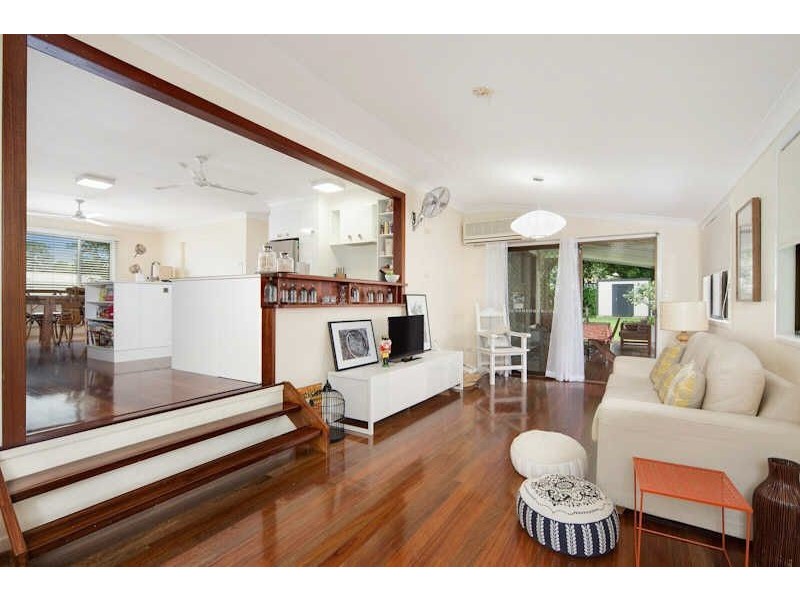 154 Greenslopes Street, Edge Hill QLD 4870