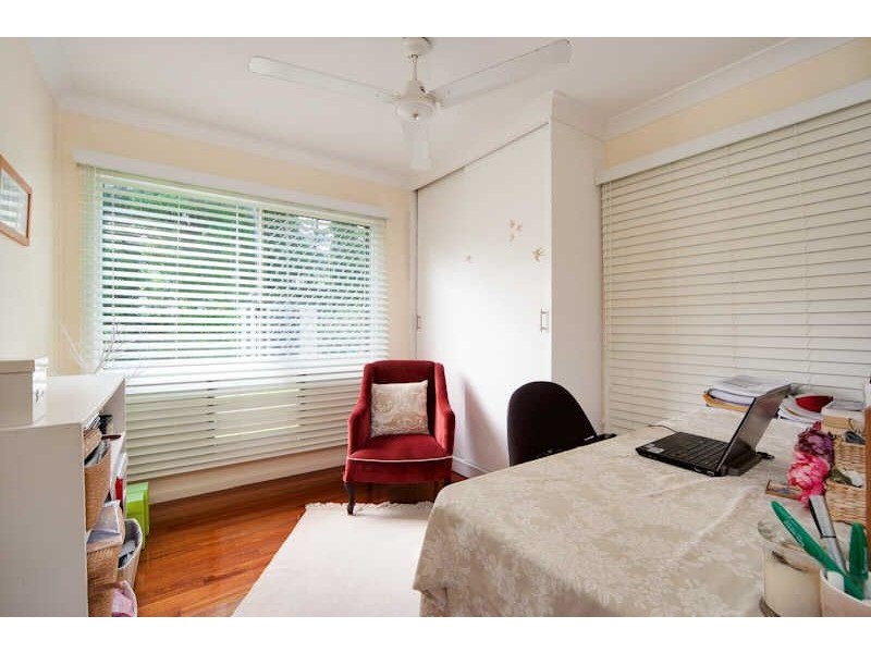 154 Greenslopes Street, Edge Hill QLD 4870