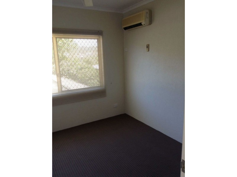5/150 Pease Street, Manoora QLD 4870