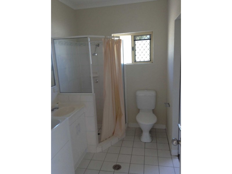 5/150 Pease Street, Manoora QLD 4870
