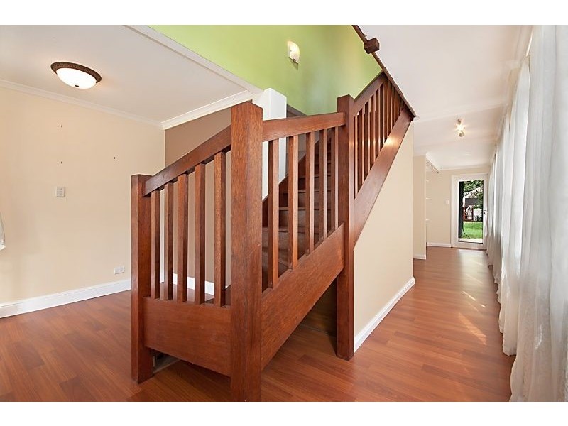 17 Cairns Street, Cairns North QLD 4870