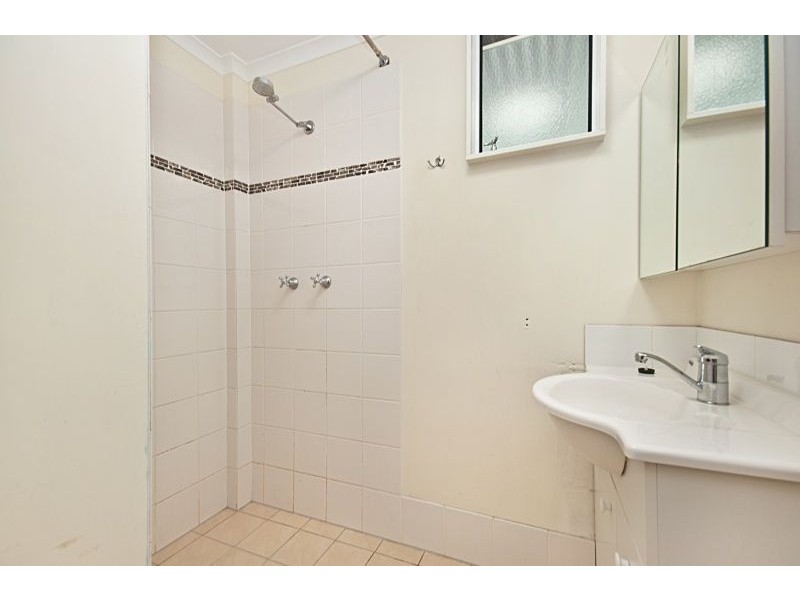 17 Cairns Street, Cairns North QLD 4870