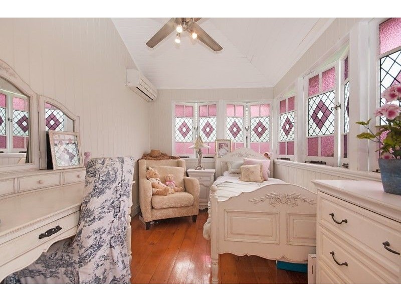 8B Keeble Street, Stratford QLD 4870