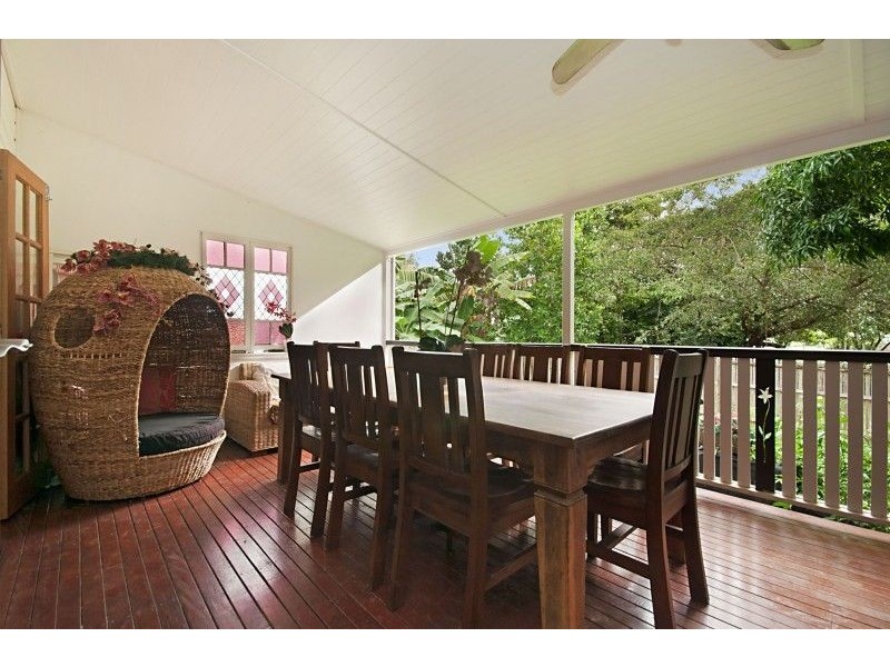 8B Keeble Street, Stratford QLD 4870