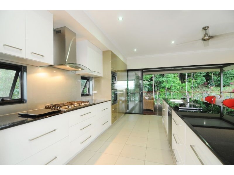 40 Thrush Terrace, Clifton Beach QLD 4879