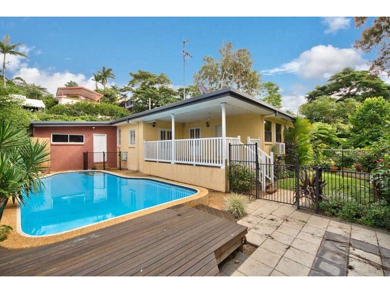 30 Ponticello Street, Whitfield QLD 4870