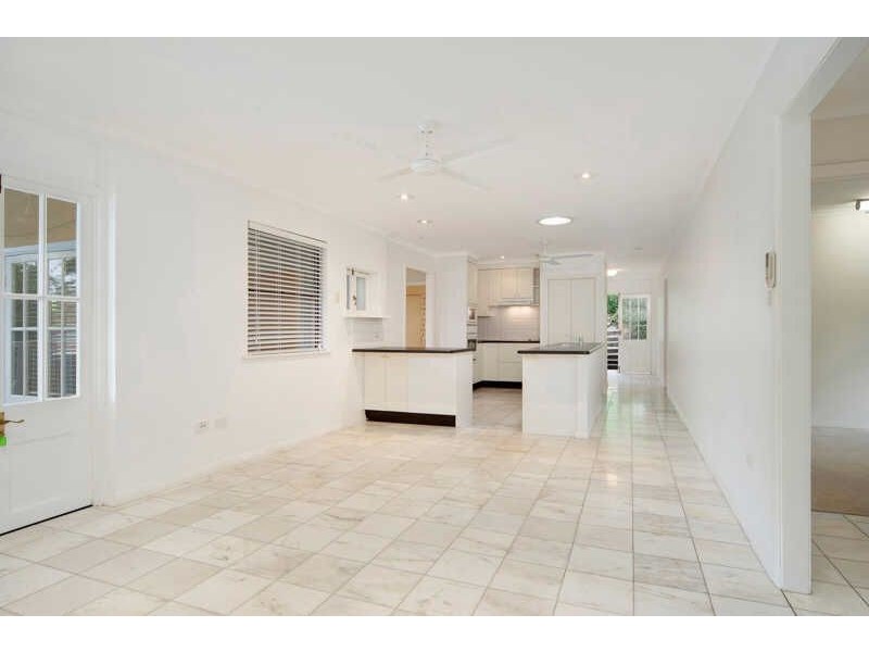 30 Ponticello Street, Whitfield QLD 4870