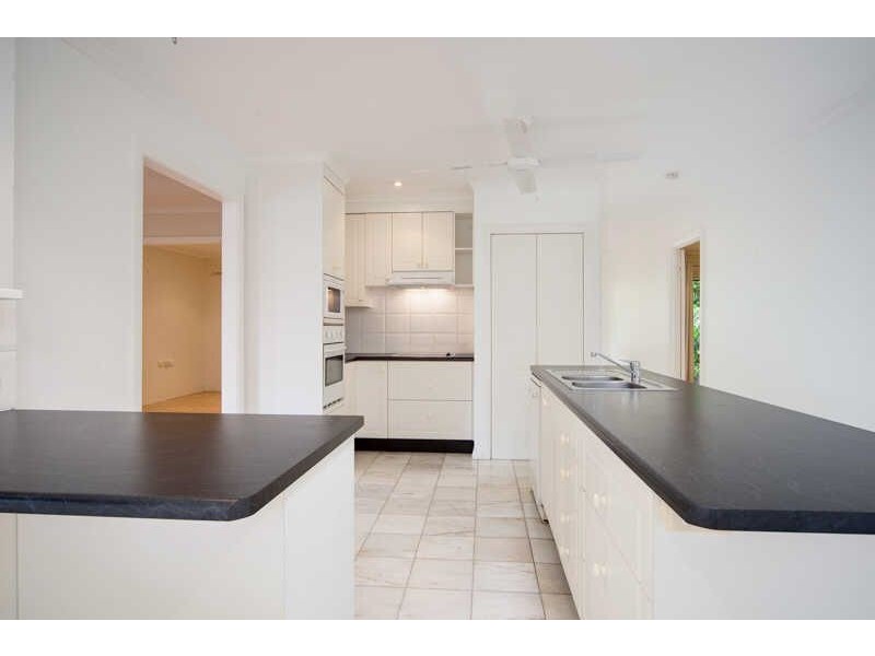 30 Ponticello Street, Whitfield QLD 4870