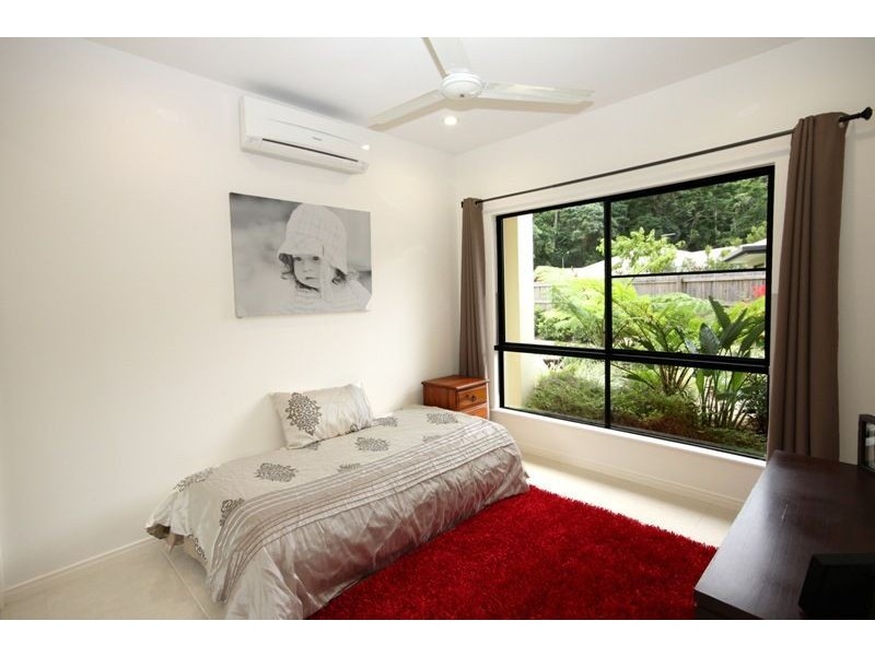 13 Sascha Close, Redlynch QLD 4870