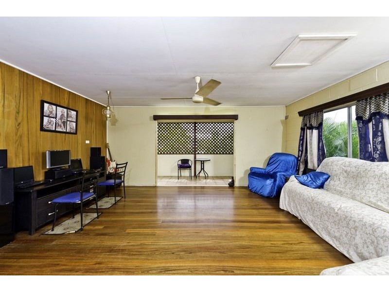 15 Irene Street, Earlville QLD 4870