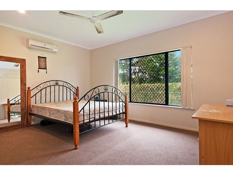 35 Hockey Avenue, Smithfield QLD 4878