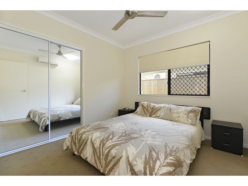 16 Kippin Close, Redlynch QLD 4870