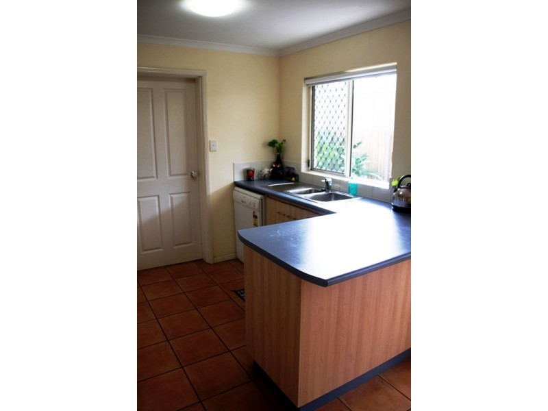 2/205 McLeod Street, Cairns North QLD 4870