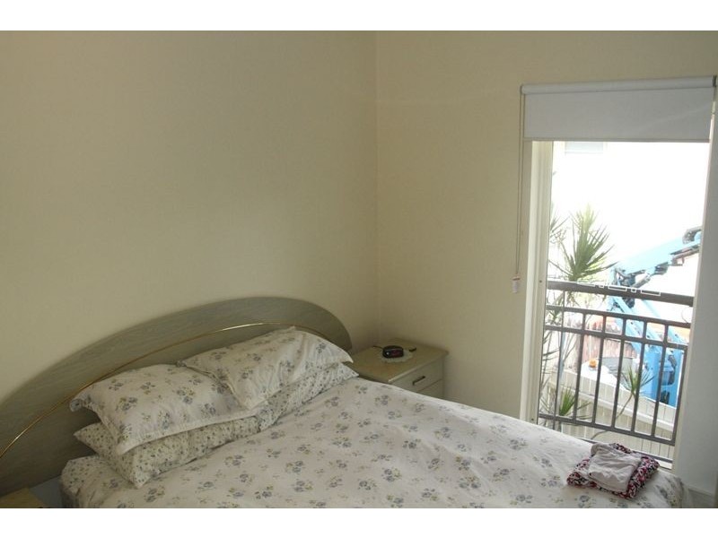 2/205 McLeod Street, Cairns North QLD 4870