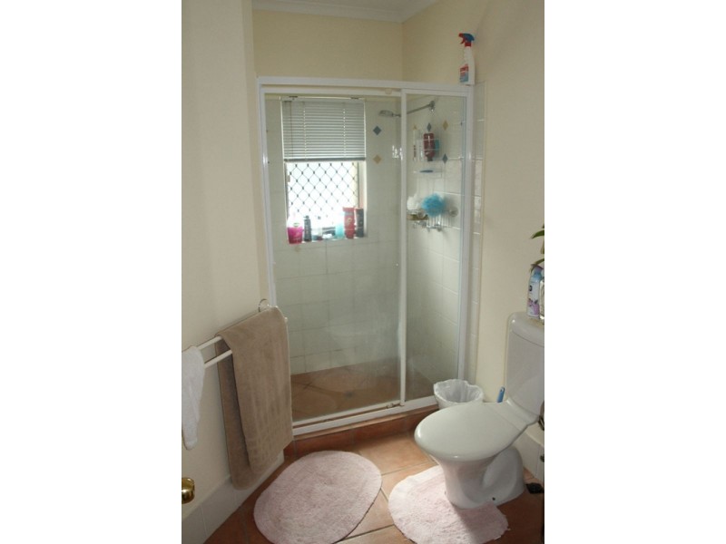 2/205 McLeod Street, Cairns North QLD 4870