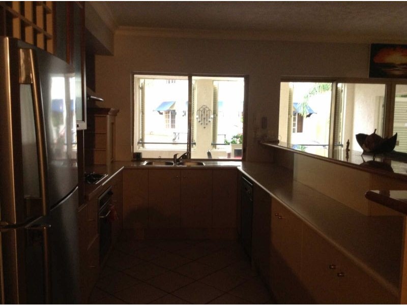 910/2 Greenslopes StreetThe Lakes Resort, Cairns North QLD 4870