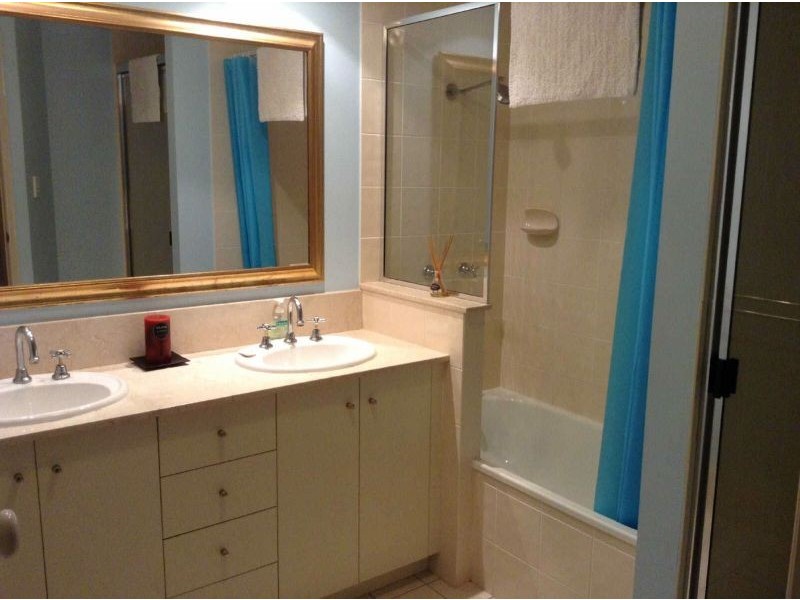 910/2 Greenslopes StreetThe Lakes Resort, Cairns North QLD 4870