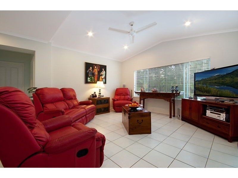 35 Wills Street, Brinsmead QLD 4870