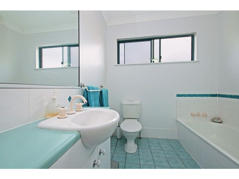 35 Wills Street, Brinsmead QLD 4870