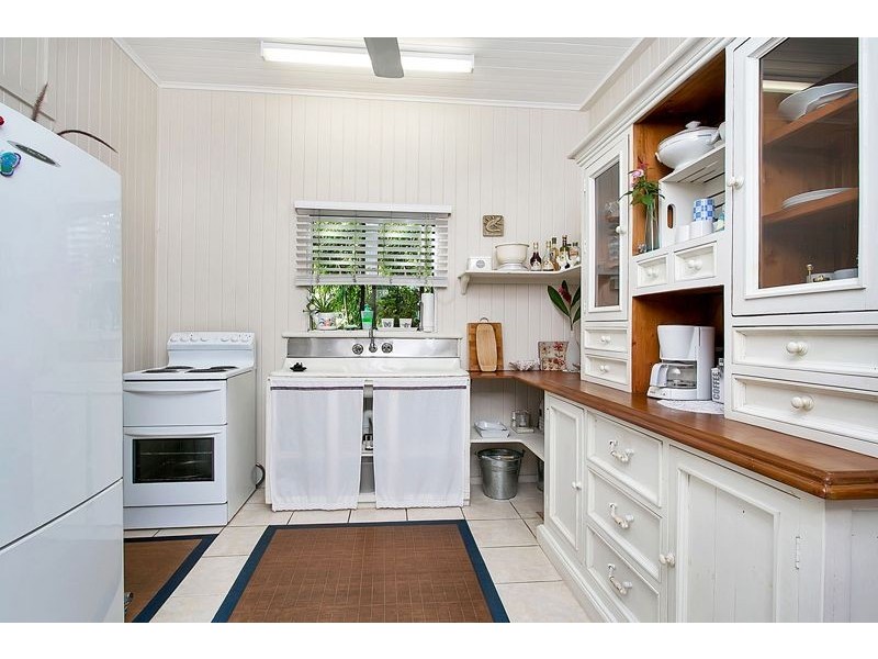 6 Nelson Street, Bungalow QLD 4870