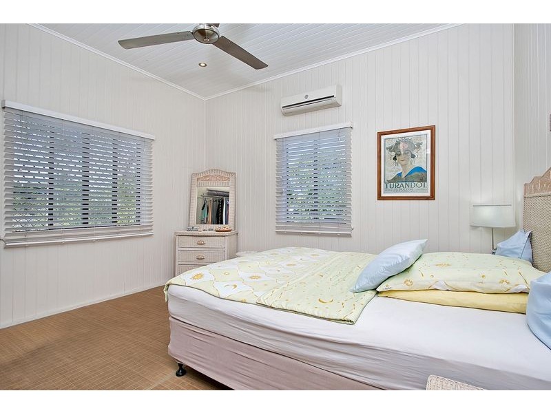 6 Nelson Street, Bungalow QLD 4870