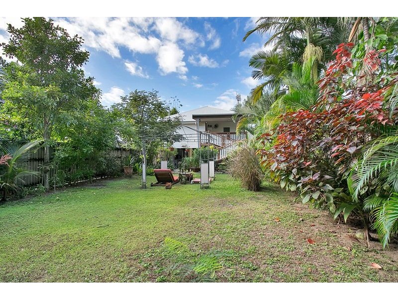 6 Nelson Street, Bungalow QLD 4870