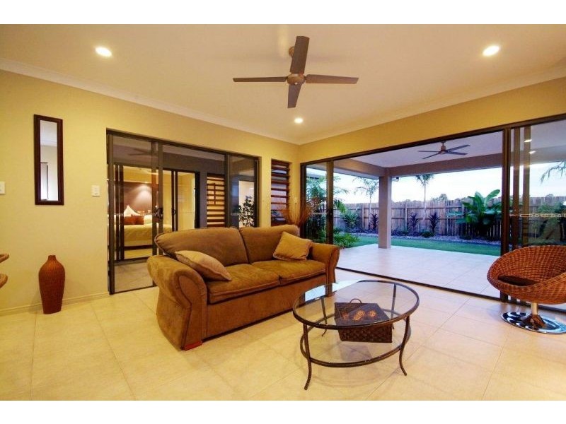 24 Selwyn Circuit, Trinity Park QLD 4879