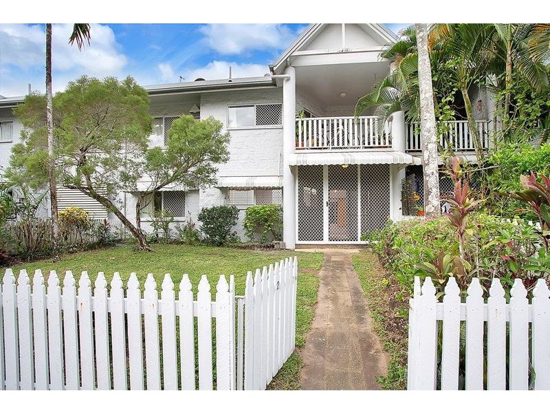 2/8-14 Rose Street, Westcourt QLD 4870