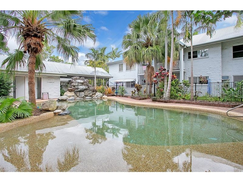 2/8-14 Rose Street, Westcourt QLD 4870