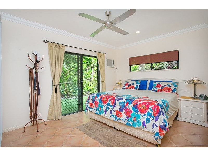 2 Osprey Close, Bayview Heights QLD 4868