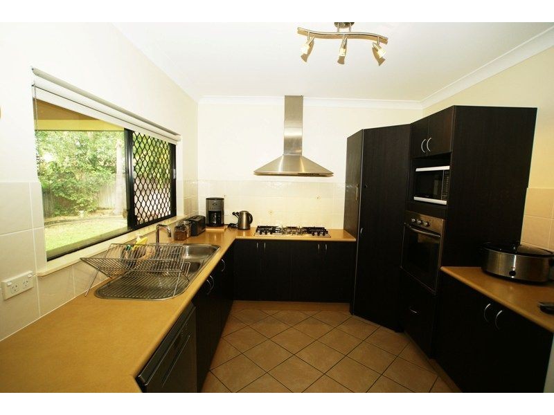 11 Bronte Close, Kewarra Beach QLD 4879