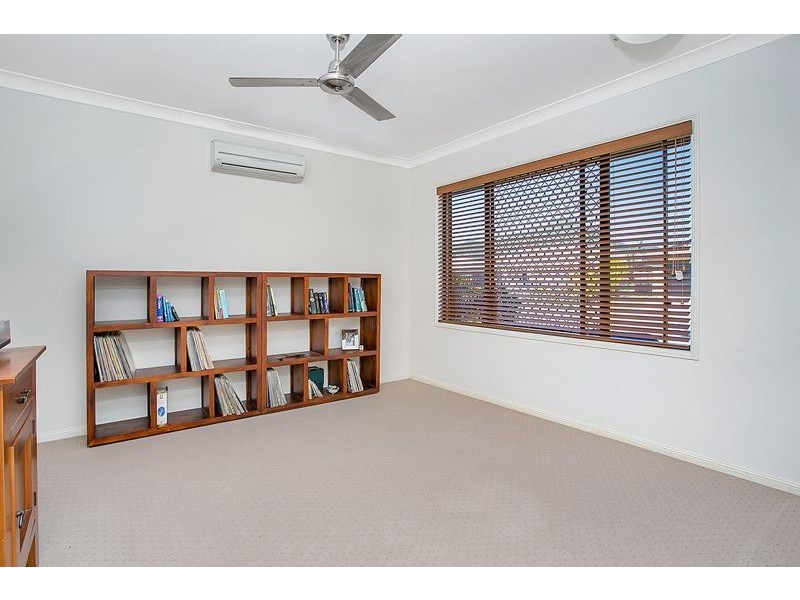 3 Hodkinson Street, Redlynch QLD 4870