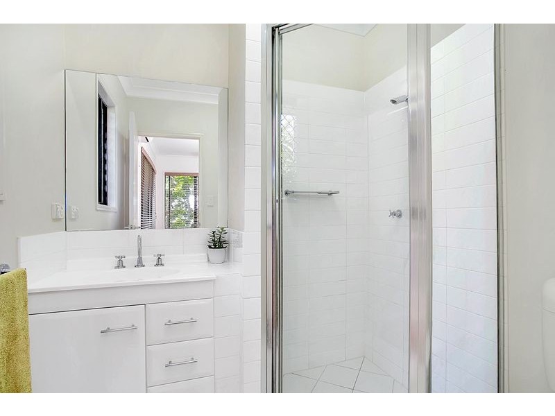 3 Hodkinson Street, Redlynch QLD 4870