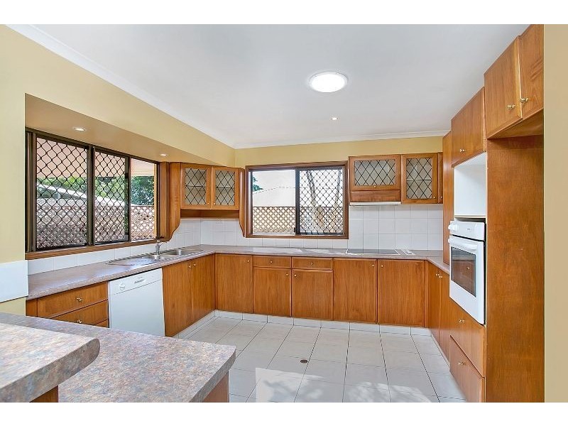 5 Curlew Court, Bayview Heights QLD 4868