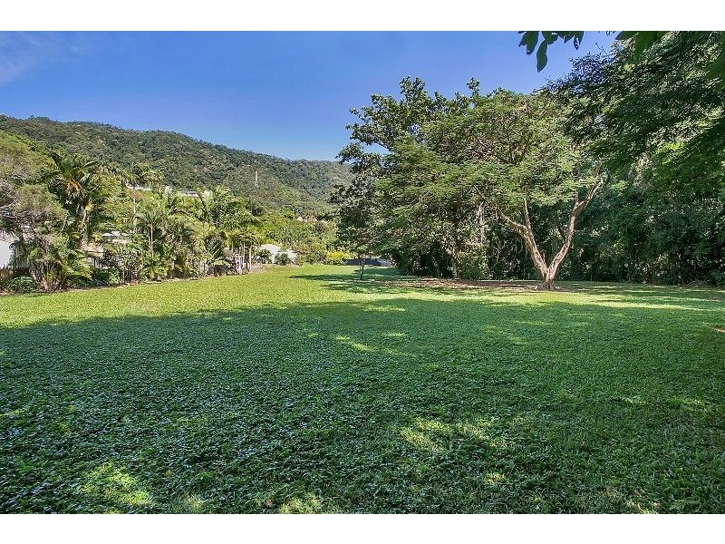 5 Curlew Court, Bayview Heights QLD 4868