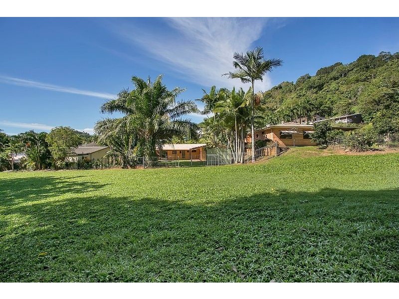 5 Curlew Court, Bayview Heights QLD 4868