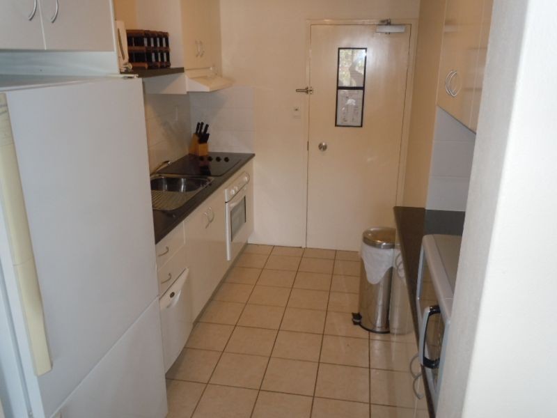 23/239 Lake Street, Cairns City QLD 4870